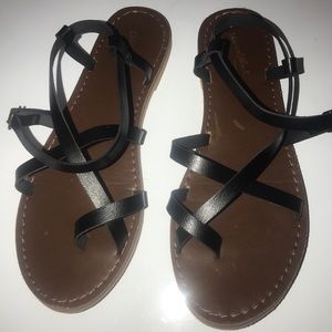 UNIVERSAL THREAD SIZE 7.4 WOMENS PUSH TOE SANDAL